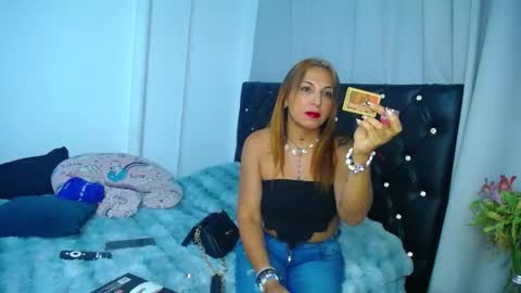 Sara Parker online show from October 6, 2025, 12:41 am