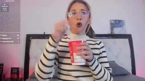 sara_roades online show from October 30, 2025, 9:48 pm