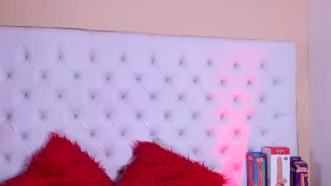 sara_salgado online show from November 10, 2025, 11:09 am