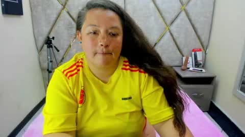 sara_thonson_ online show from July 3, 2026, 6:58 pm