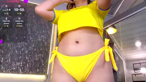 Snapshot of saraa_love_ chatting on June 23, 2026, 7:12 pm Saraa online show from June 23, 2026, 7:12 pm