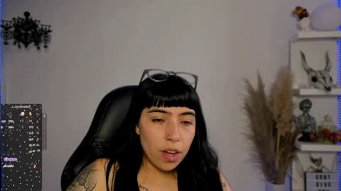 Sara online show from February 8, 2025, 9:15 pm