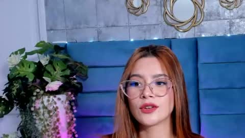 Snapshot of saraalvarezx chatting on July 7, 2026, 3:20 am Sara Alvarezx online show from July 7, 2026, 3:20 am