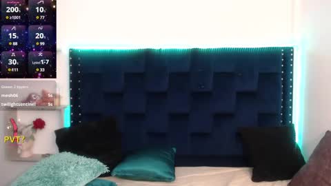 SARAHGIL online show from March 8, 2025, 12:33 am