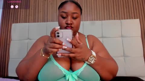   online show from September 14, 2025, 11:20 am