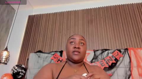   online show from October 23, 2025, 11:31 am