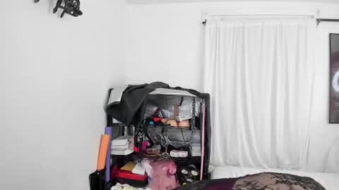 Sara Desire online show from March 6, 2025, 9:03 am