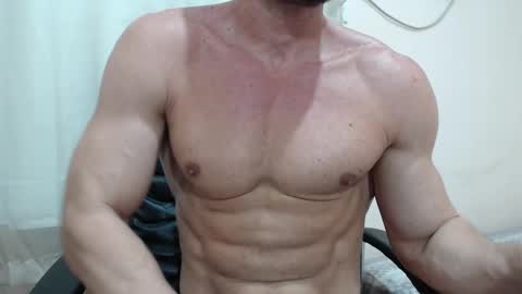 saradorj92 online show from September 9, 2025, 2:22 am