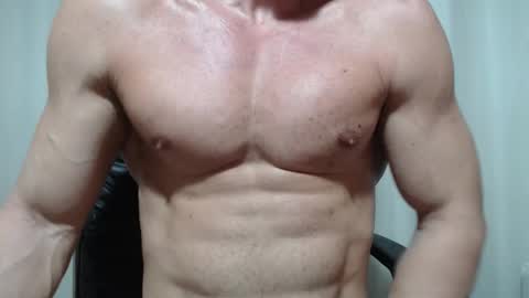 saradorj92 online show from March 26, 2026, 11:54 pm