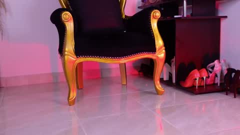 Sara Ferrer  online show from April 23, 2026, 12:29 pm