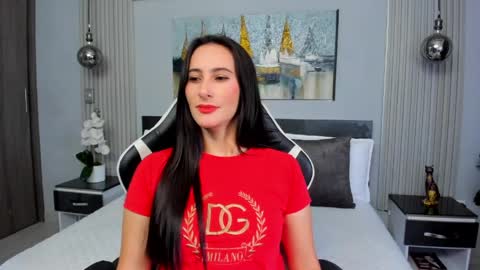Snapshot of saragomez_1 chatting on May 14, 2026, 3:19 pm Sara Gomez online show from May 14, 2026, 3:19 pm