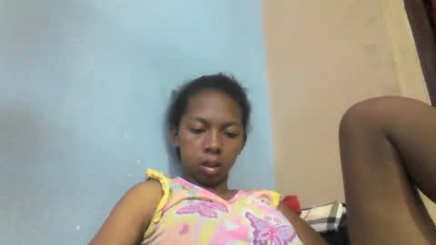 sarah146341 online show from April 23, 2026, 6:43 pm