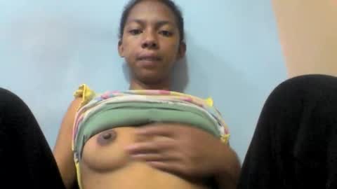 sarah146341 online show from April 27, 2026, 3:48 am