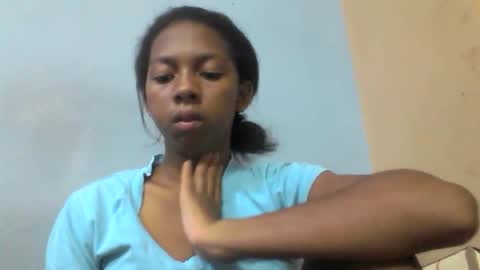 sarah146341 online show from April 27, 2026, 6:06 pm