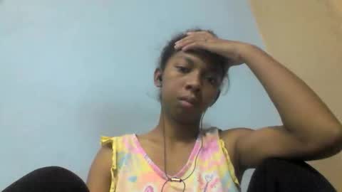 sarah146341 online show from May 3, 2026, 7:25 am