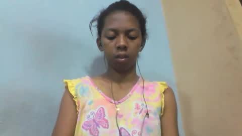 sarah146341 online show from May 3, 2026, 7:31 pm