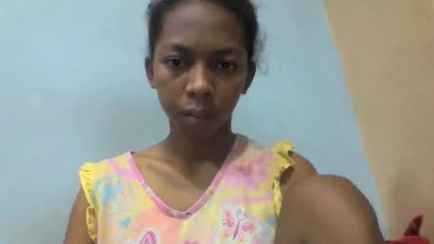 sarah146341 online show from May 7, 2026, 5:40 pm