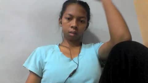 sarah146341 online show from May 28, 2026, 4:59 pm