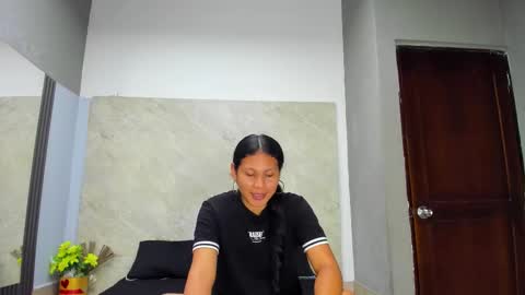 Sarah online show from October 30, 2025, 12:28 pm