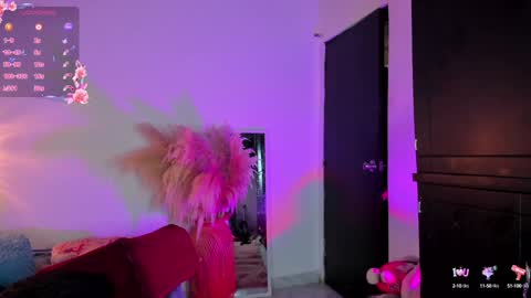 Sarah Valkiria  IG  Sar lanister online show from February 4, 2025, 11:27 pm