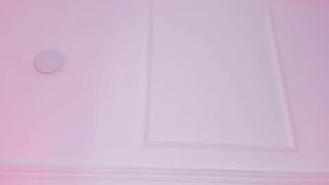 Sarah Bonneth online show from April 9, 2026, 11:59 am