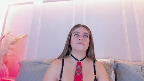 Sarah Bonneth online show from June 9, 2026, 11:33 am