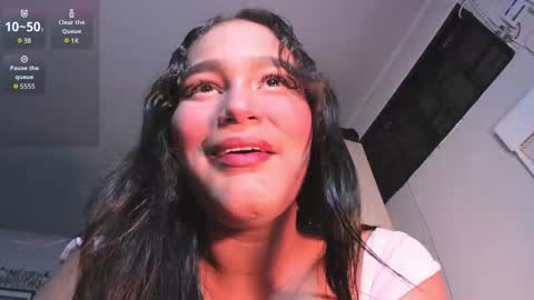 Snapshot of sarah_foxx_ chatting on December 5, 2025, 5:20 pm sarah foxx online show from December 5, 2025, 5:20 pm