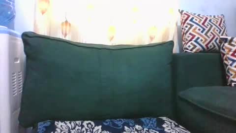 sarah_haggai online show from October 5, 2025, 7:07 am