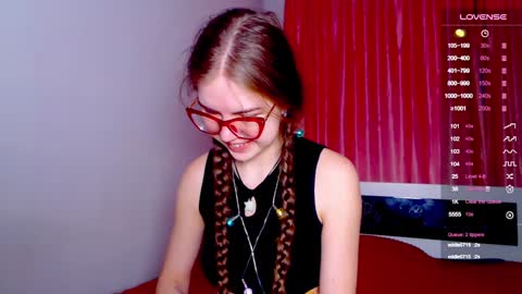 Sarah online show from January 1, 2025, 11:38 am