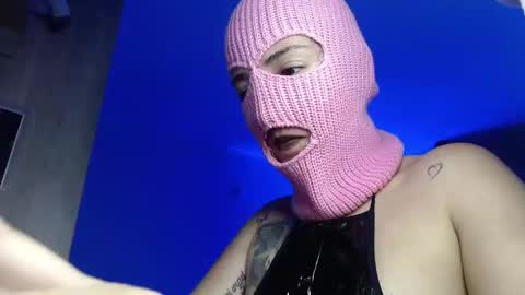 Sarah online show from February 28, 2025, 5:26 am