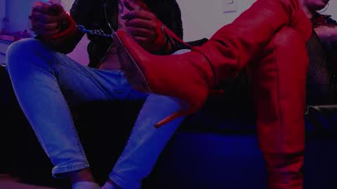 Sarah online show from March 1, 2025, 1:11 am