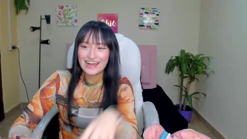 Sarah Ramirez online show from February 7, 2025, 12:50 pm