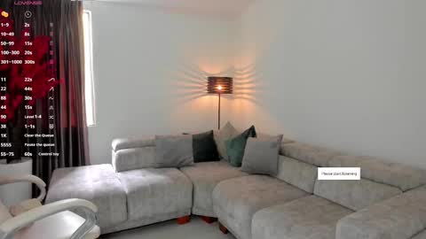 Sarah online show from February 17, 2025, 8:15 pm