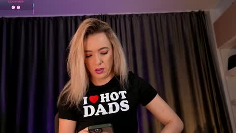 Sarahjadore online show from January 10, 2026, 7:37 pm