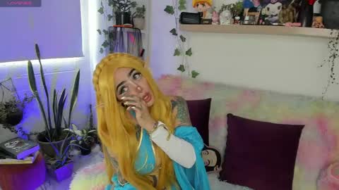 Snapshot of sarahminage_ chatting on June 7, 2026, 5:49 pm Sarah NEW ACCOUNT online show from June 7, 2026, 5:49 pm
