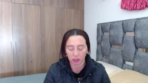 Lia online show from March 10, 2025, 12:26 pm