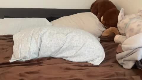 SarahxOliver online show from September 29, 2025, 4:56 pm