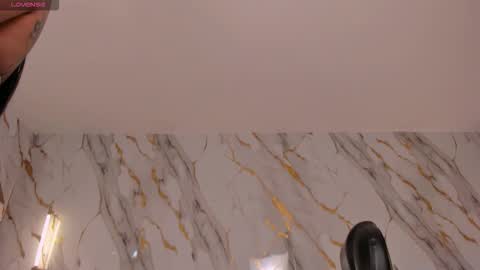 Sarah  independent model online show from March 19, 2026, 4:38 am