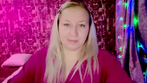 Snapshot of sarakatherin chatting on December 1, 2024, 7:47 pm Sara online show from December 1, 2024, 7:47 pm