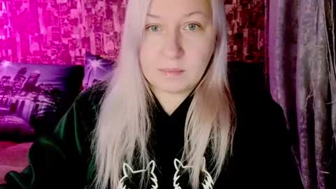 Snapshot of sarakatherin chatting on December 8, 2024, 8:36 pm Sara online show from December 8, 2024, 8:36 pm