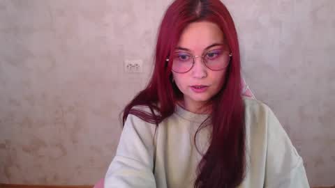 Sara online show from May 11, 2026, 8:20 am