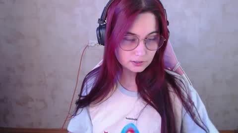 Sara online show from May 25, 2026, 3:07 pm