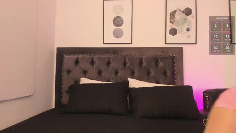 Sara online show from April 23, 2026, 1:35 pm