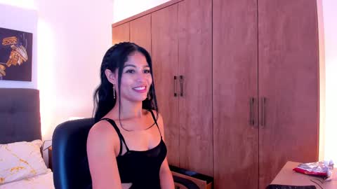 saralife69 online show from February 17, 2025, 6:15 pm