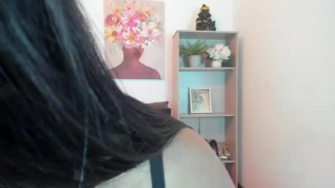 Snapshot of saramilf_69 chatting on May 5, 2026, 4:20 am saramilf_69 online show from May 5, 2026, 4:20 am