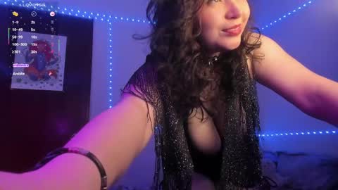 Sara online show from May 11, 2026, 11:13 pm