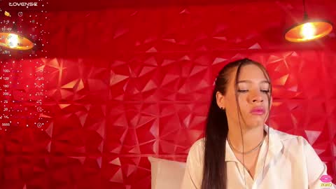 Sara   online show from September 28, 2025, 10:59 pm