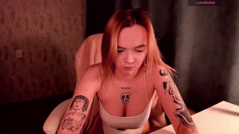 Snapshot of sararomoney chatting on February 12, 2025, 2:32 pm Sara online show from February 12, 2025, 2:32 pm