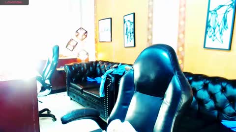 Sara Sofia online show from September 15, 2025, 11:38 pm