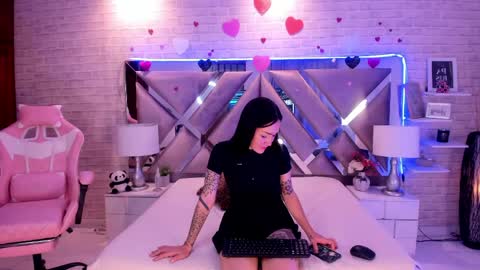 Sara  online show from March 24, 2026, 3:06 pm